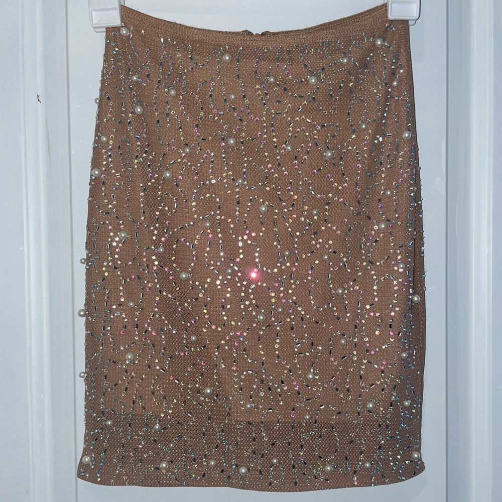 Beautiful Nude Jeweled Skirt NWT. Size XS